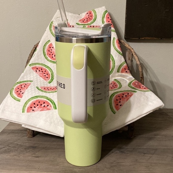 Target Exclusive Stanley 40oz Stainless Steel Adventure Quencher Tumbler… - Picture 2 of 8